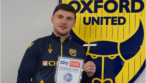 Mark Harris Wins Sky Bet EFL League One Player of the Month